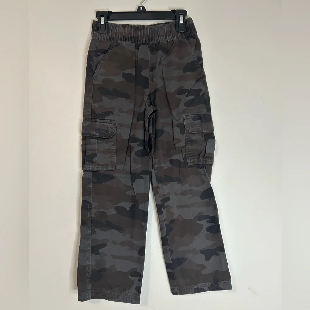 Children’s Place Kids Camouflage Cargo Pants, Size 7
